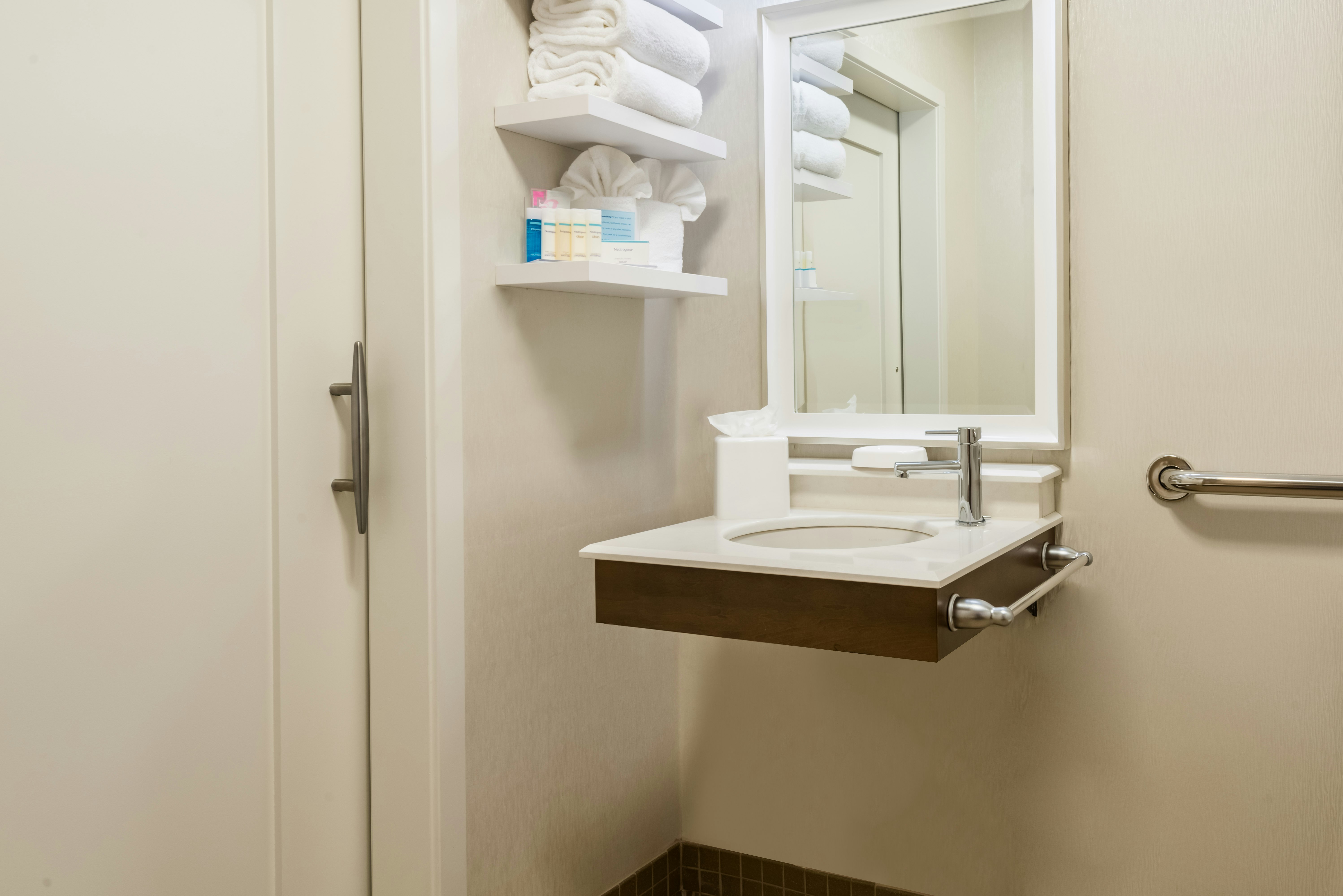 غرفة بسريرين كوين لذوي الإعاقة، Hampton Inn Coventry - Warwick Area 4/5