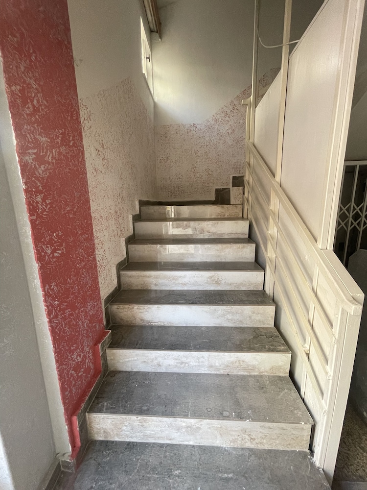 Ersoy Ak Pansiyon 23/50