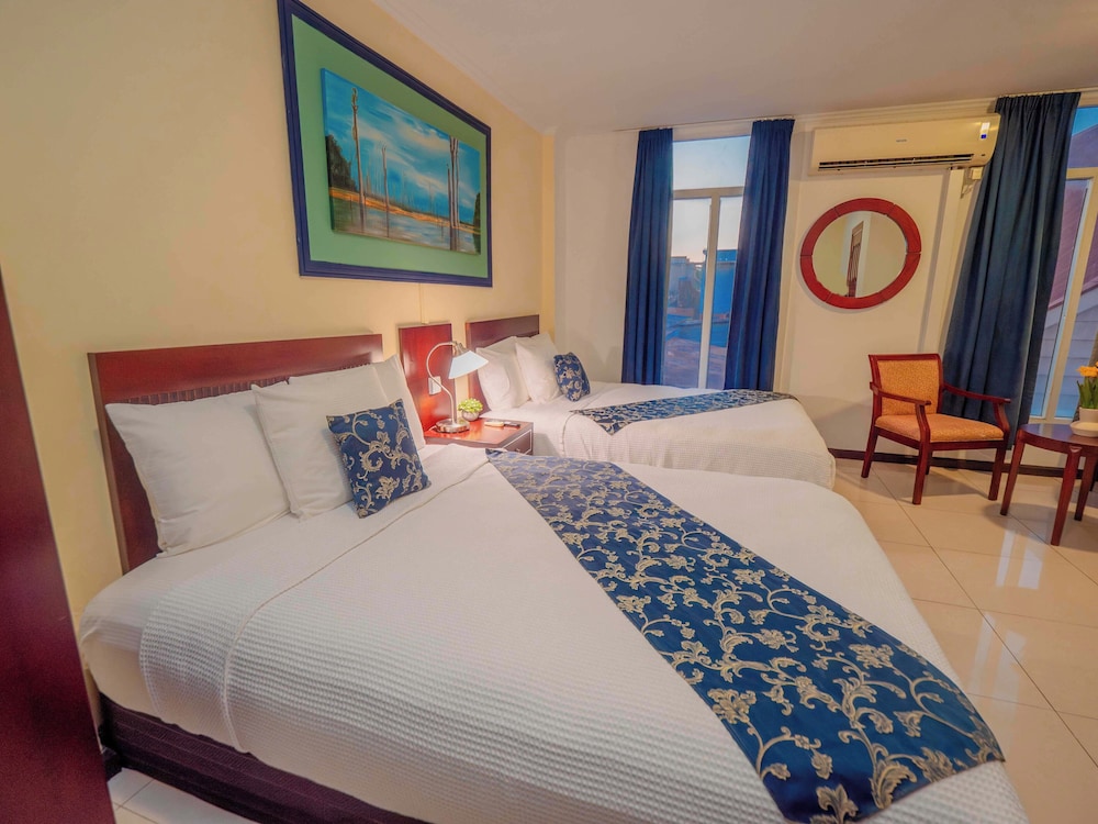 Hotel Palacio 13/50
