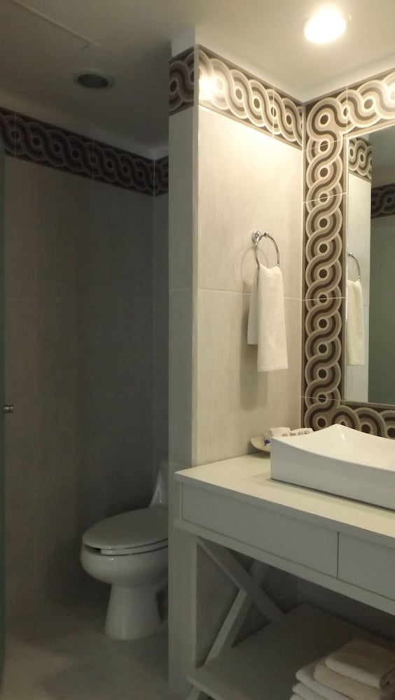 Unic Design Hotel 46/50