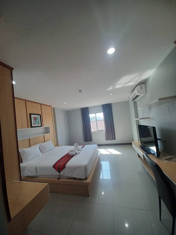 Valhalla Hotel Pattaya 22/75