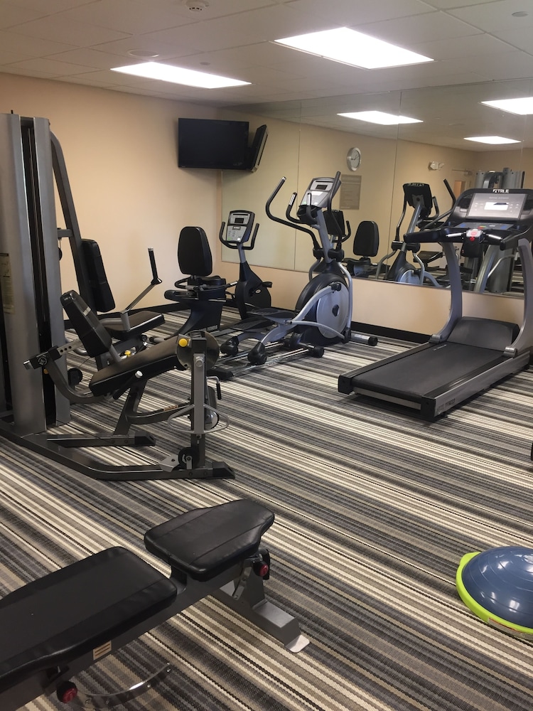 Candlewood Suites Victoria 26/66