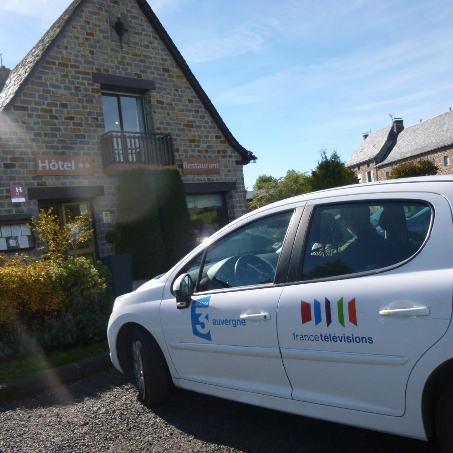 LE RELAIS DE LA POSTE 1/28