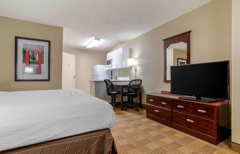 Studio 6 Extended stay Huntsville, AL - US Space & Rocket Center 17/46