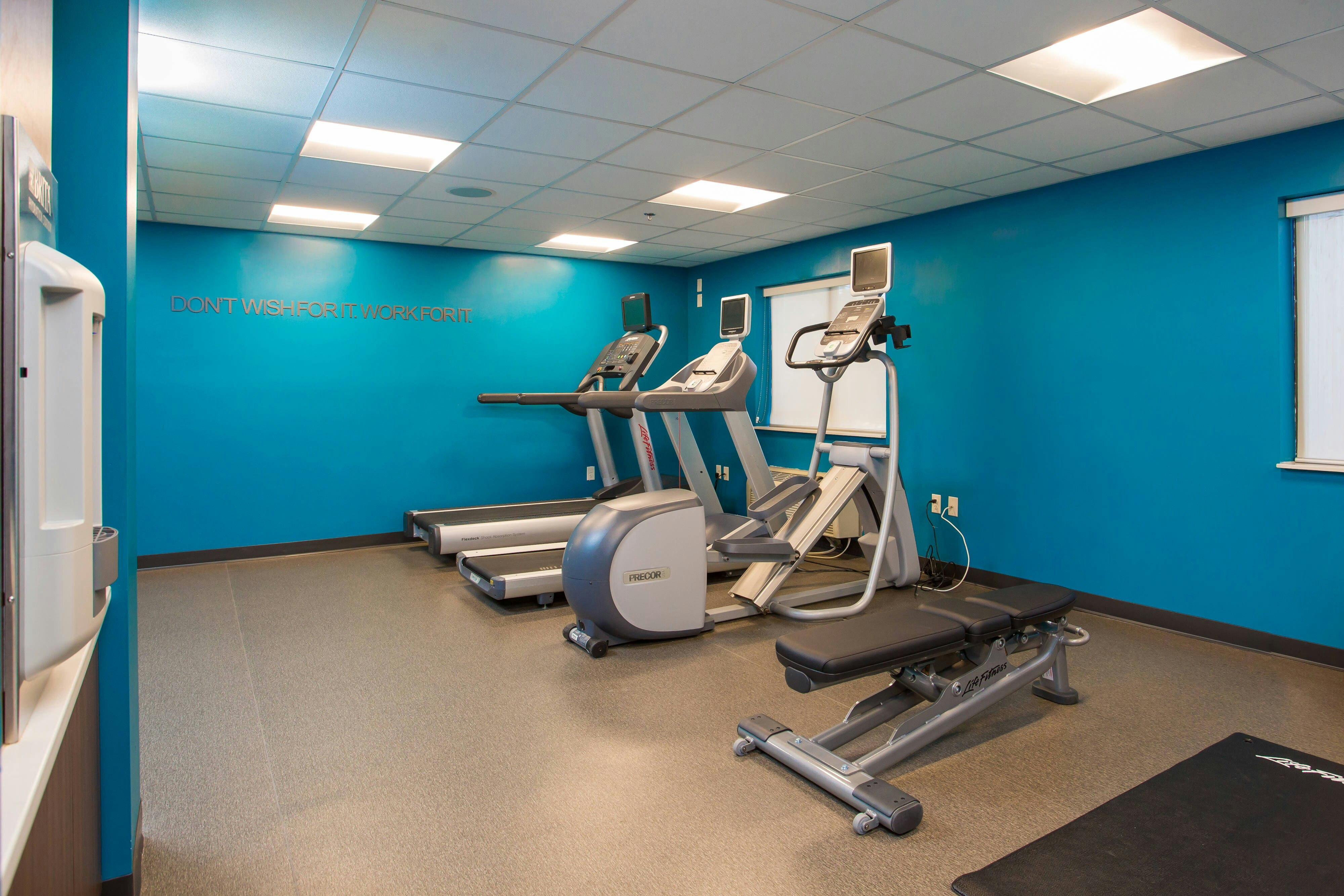 Fairfield Inn Suites Raynham Middleborough Plymouth 15/23