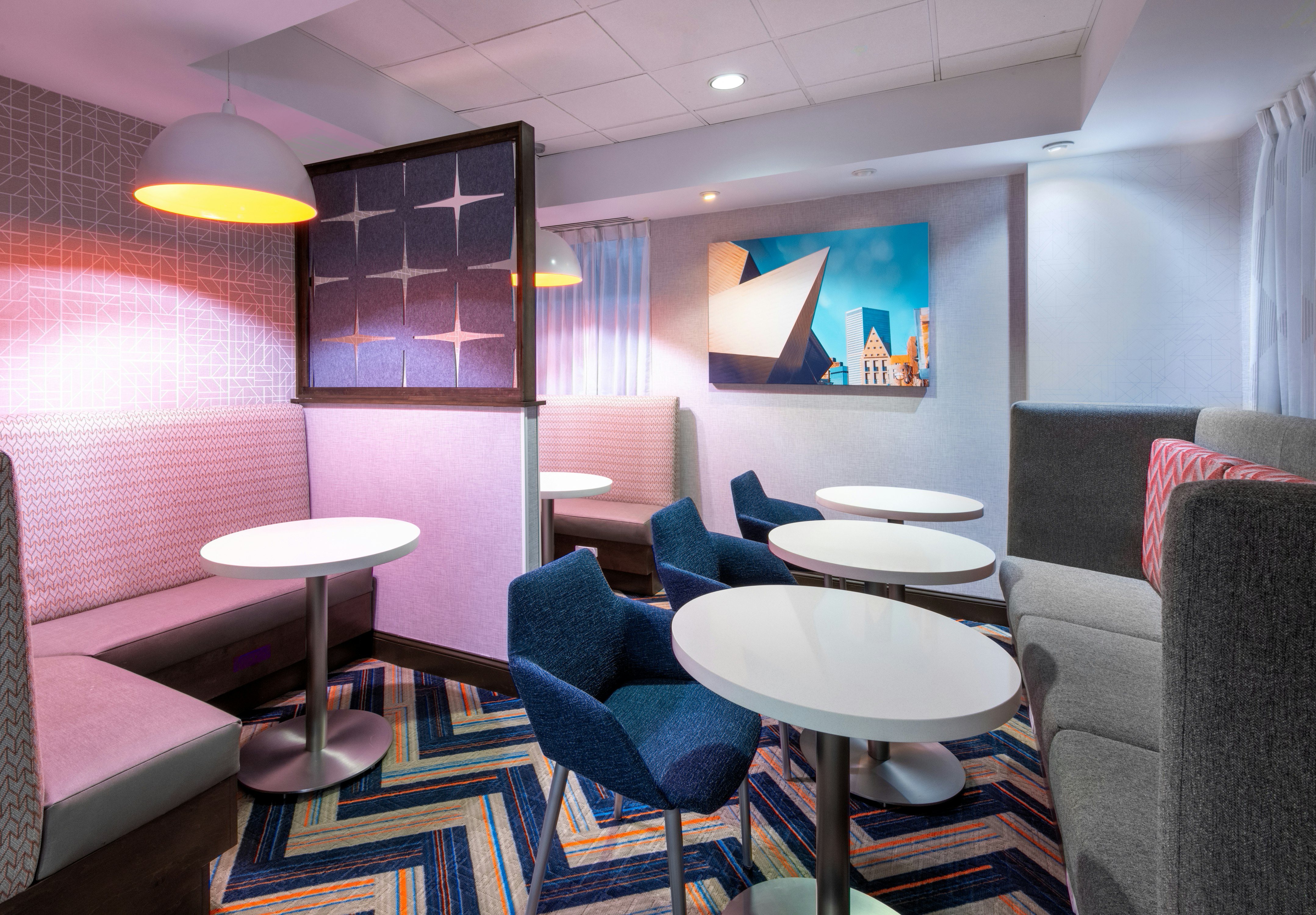 Hampton Inn Denver-International Airport 24/37