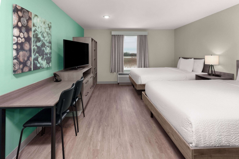 ECHO Suites Extended Stay by Wyndham Madison 34/53