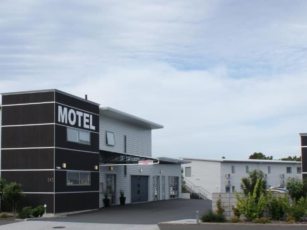 Pukekura Motor Lodge 3/38