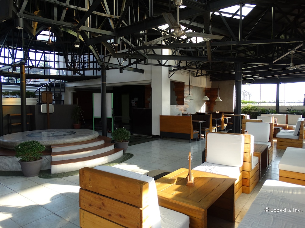 Urban Travellers Hotel Ex Shogun Suite Hotel 49/72
