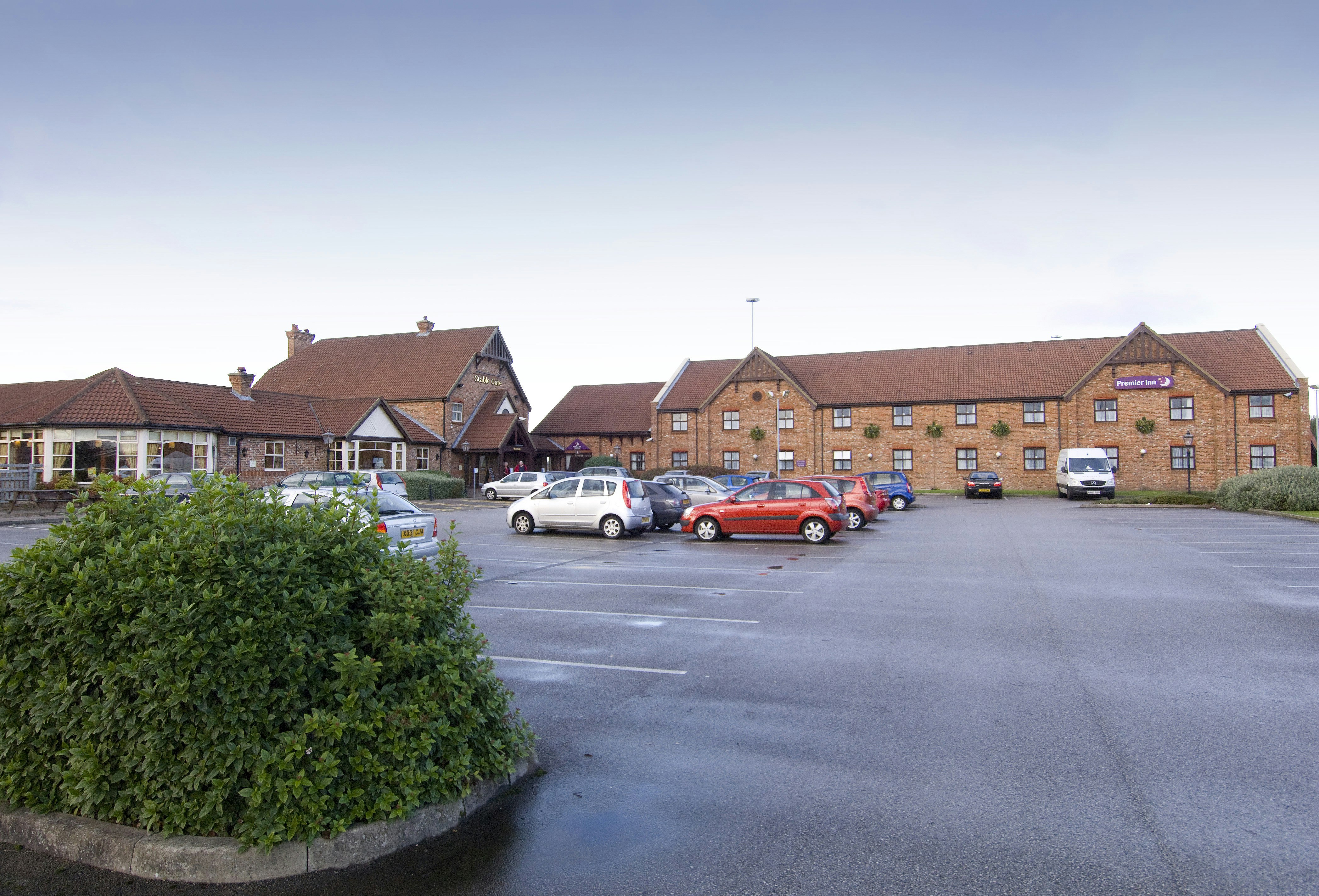 Premier Inn Manchester (Denton) 25/28