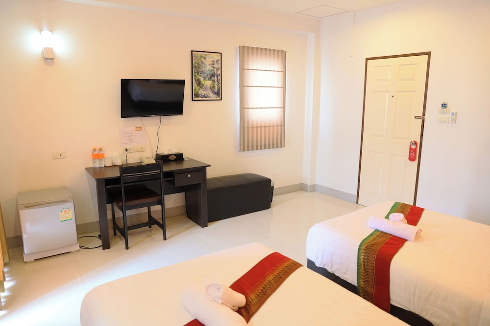 La Viva Hotel 18/30
