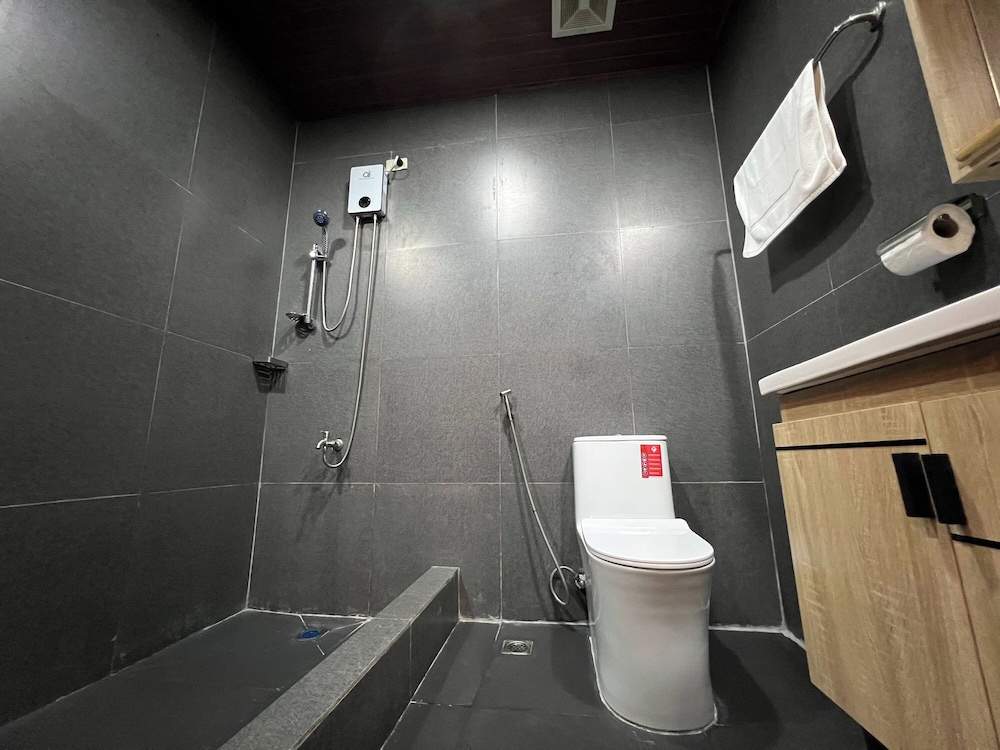 غرفة بريميوم بسرير كوين، Rossa Hotel 9/10