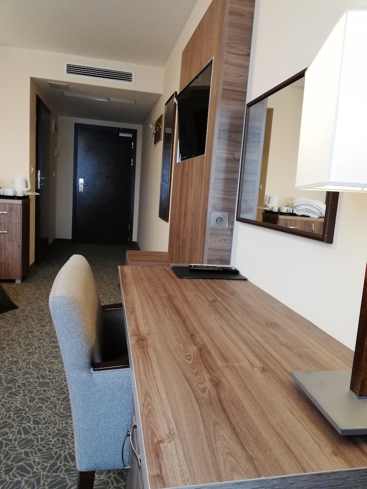 Hotel Zakliki 49/54