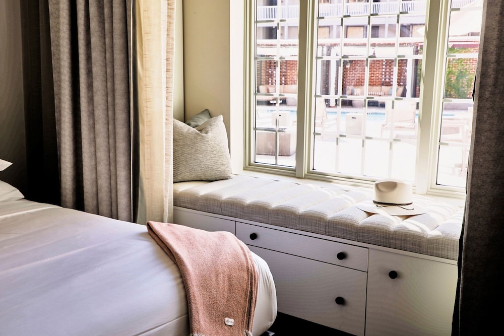 The Alida, Savannah, a Tribute Portfolio Hotel 36/84
