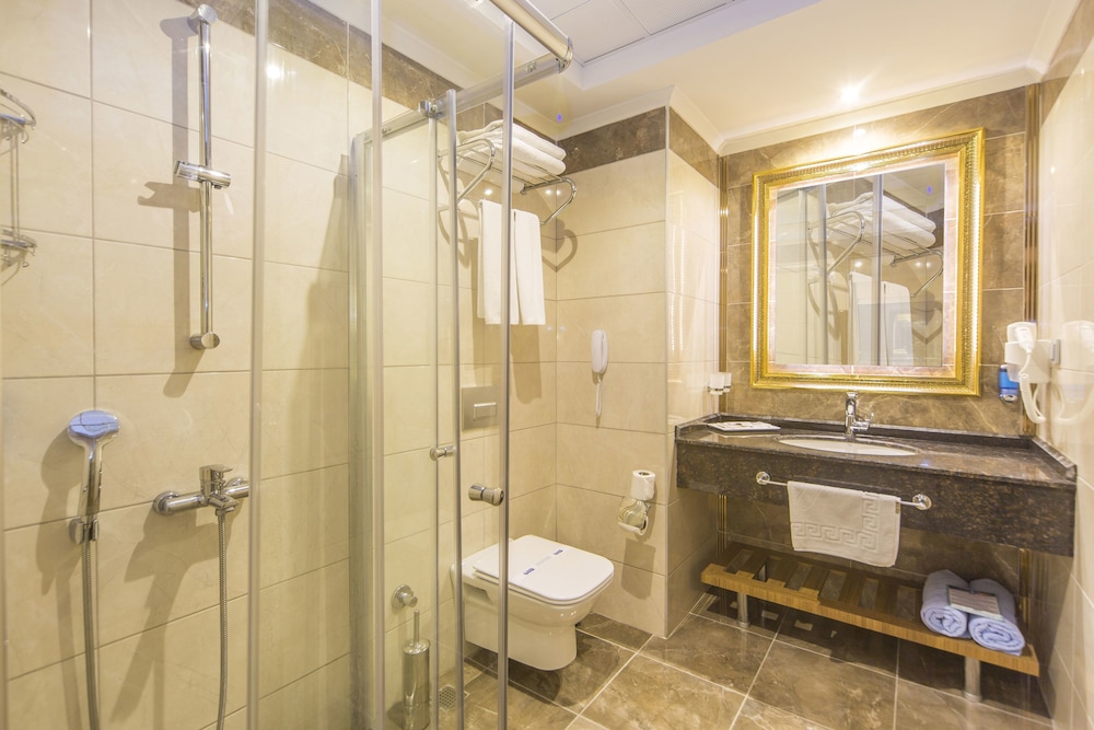 Lonicera Resort And Spa Hotel 48/50