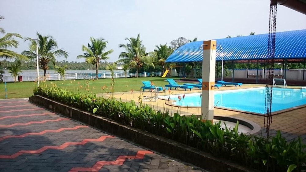 Hotel Bluewaters Cherai 41/46