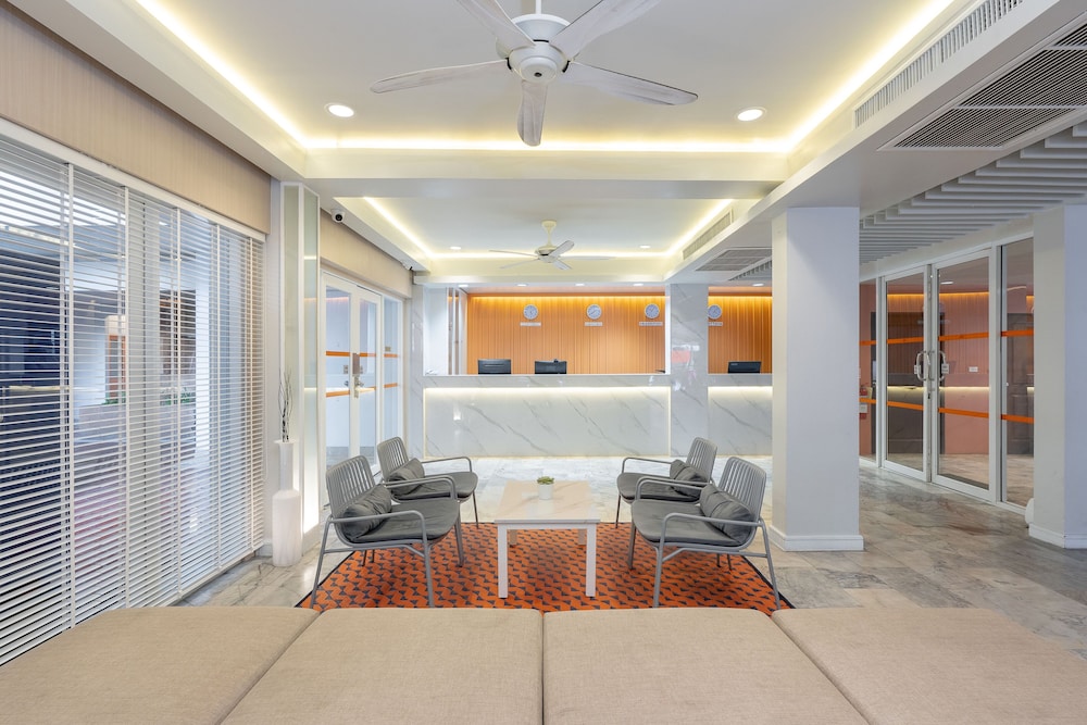 Sunshine Hotel and Residences 16/65