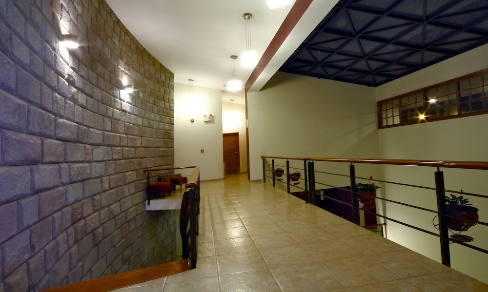 Mamasara Hotel 21/27