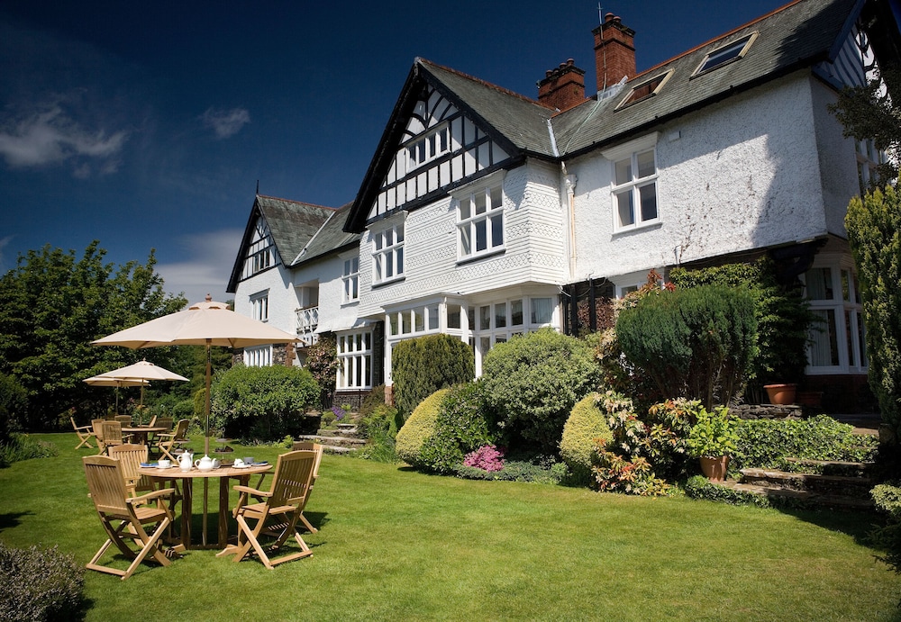 Lindeth Howe Hotel 1/61