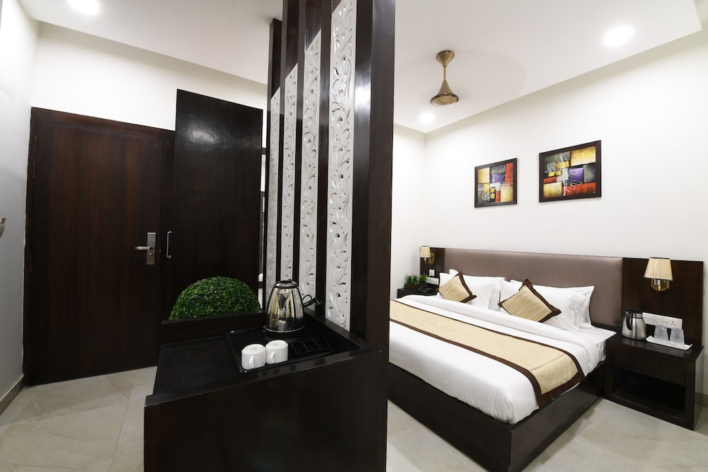 Madhav Muskan Residency 11/39
