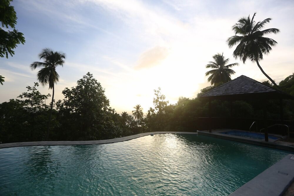 Stonefield Estate Resort 64/74