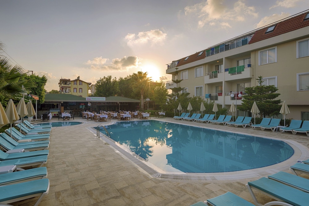Akalia Suite Hotel and Spa 30/37