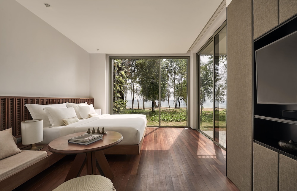 Beach, Pavilion, King Bed