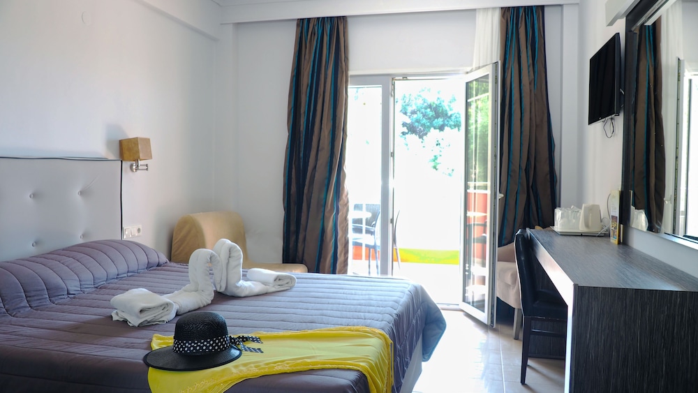 Lagomandra Hotel & Spa 3/35