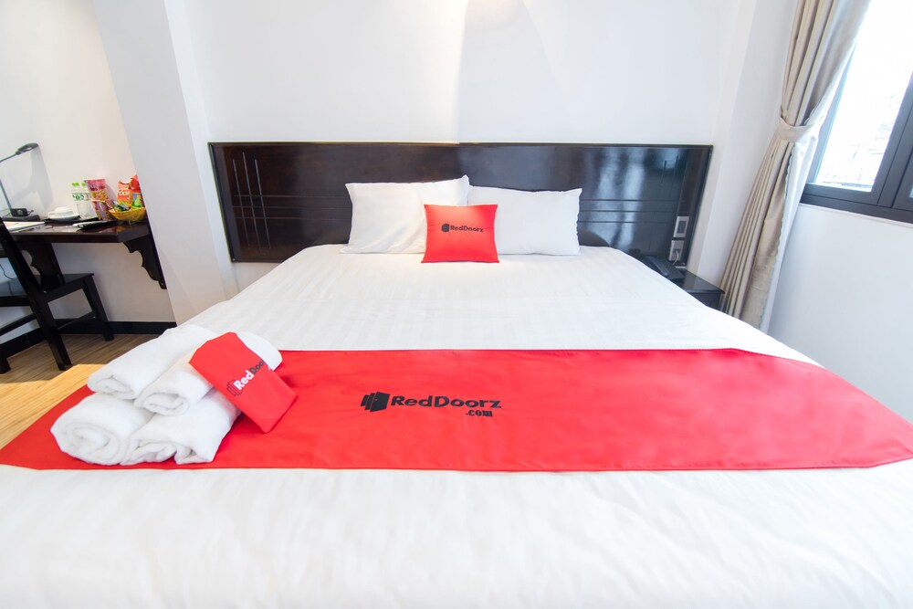 Reddoorz Plus Near Ba Chieu Market 16/24