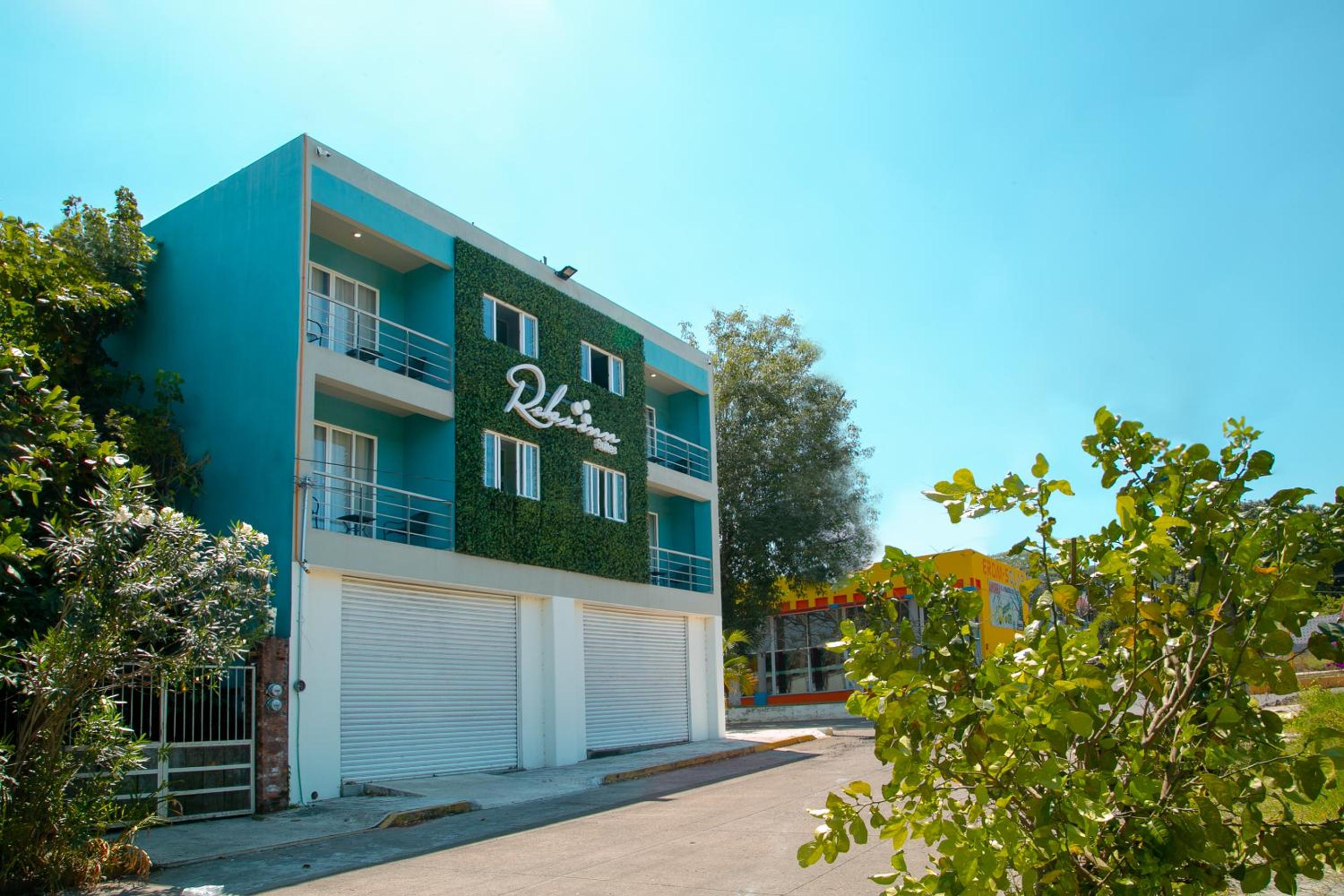 Relax Inn Suites 3/50