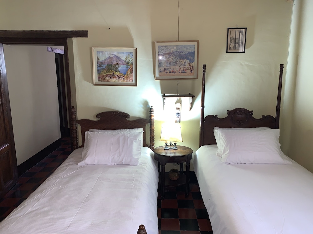 Mayan Inn 11/64