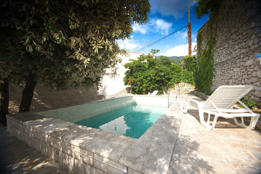 VILLA MARIJETA 14/44