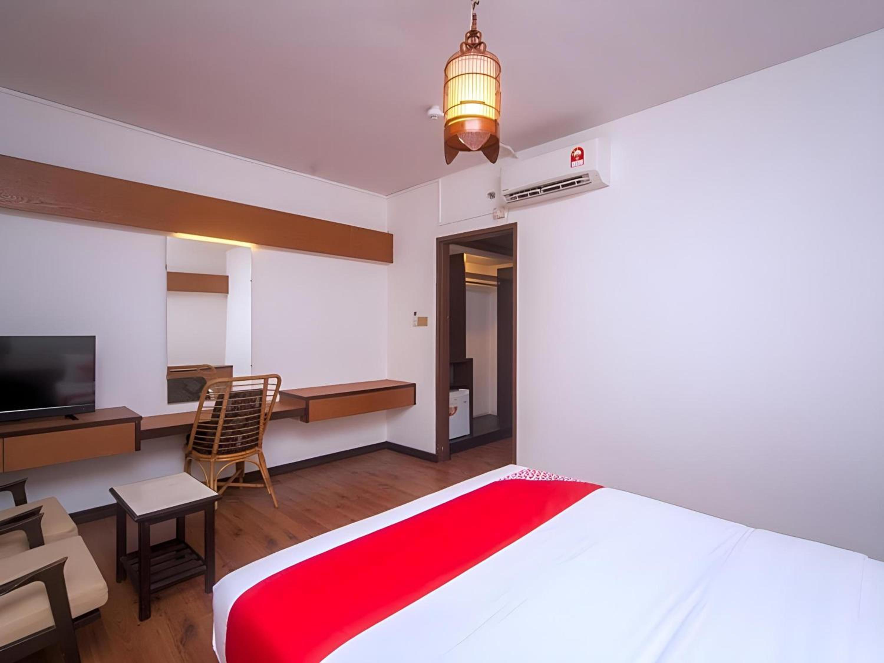 Oyo 1026 Hotel Lutana 33/39