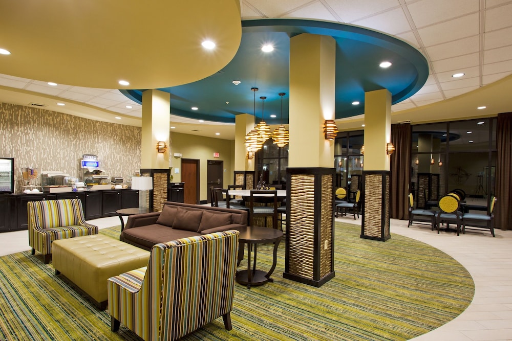 Holiday Inn Express Hotel Suites Waycross 49/56