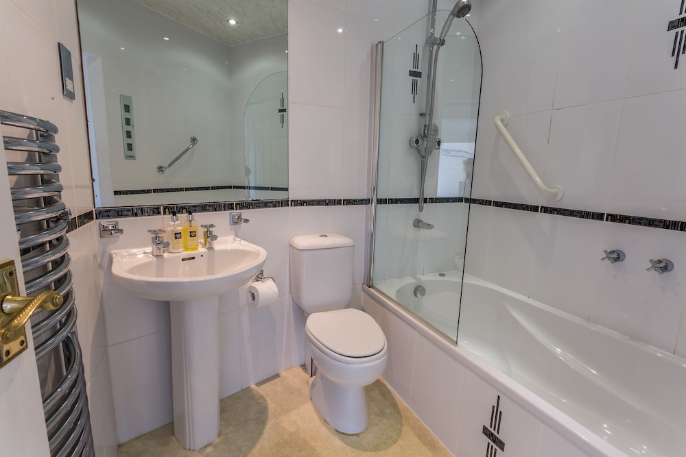 Embleton Spa Hotel 45/50