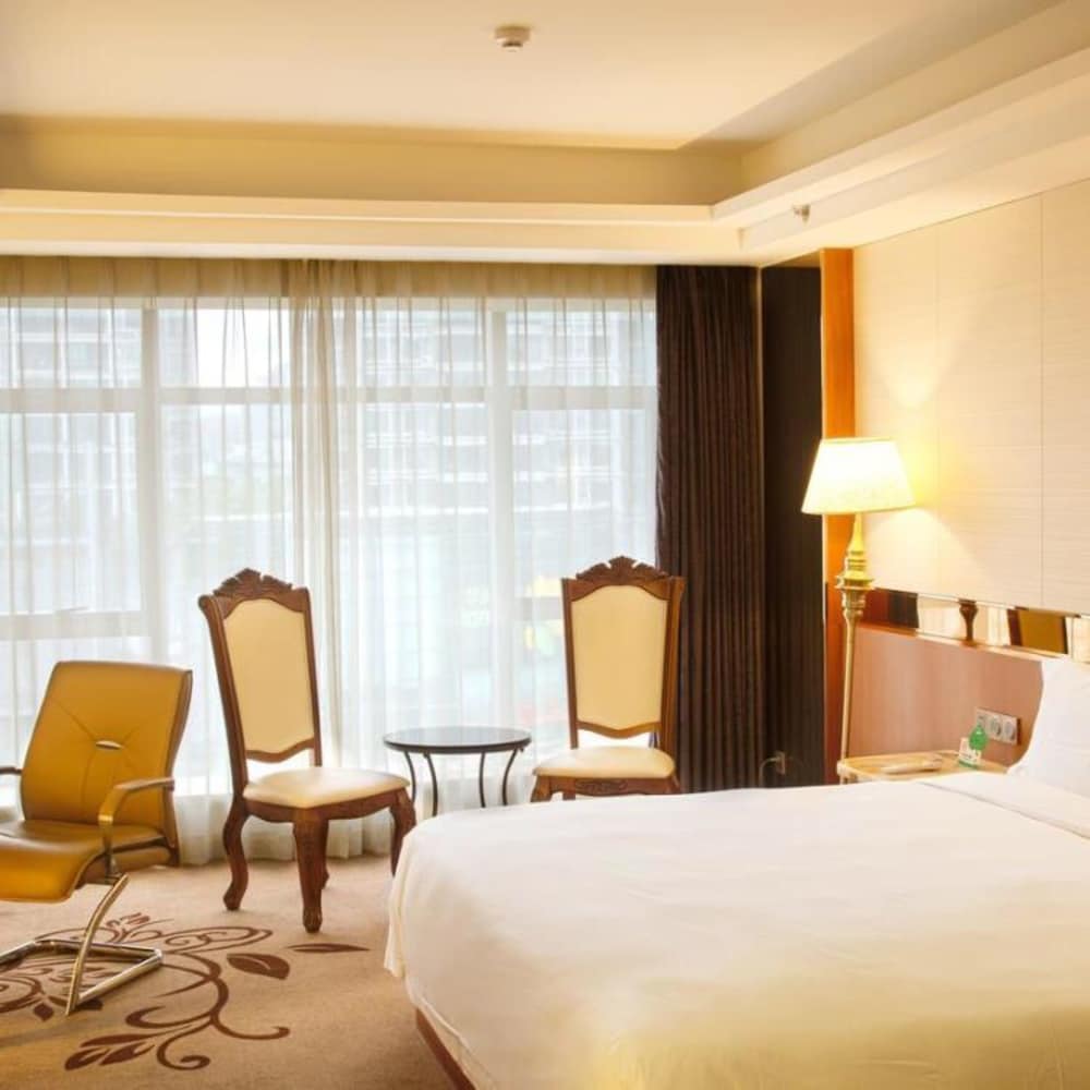 ASIAN STAR HOTEL 17/27