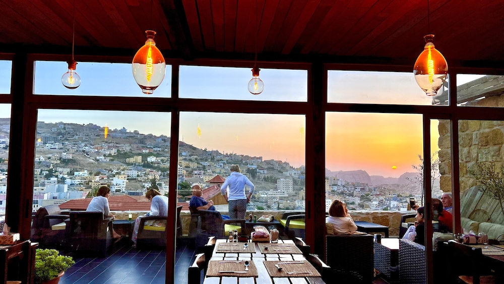 Ata Ali Hotel 18/28