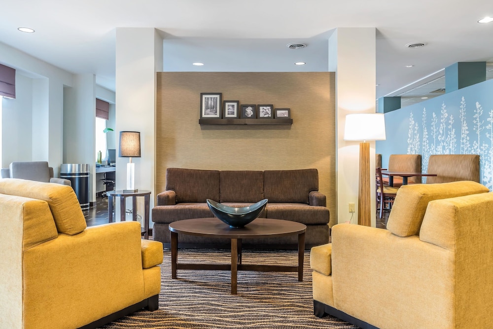 Sleep Inn & Suites Cumberland 36/53