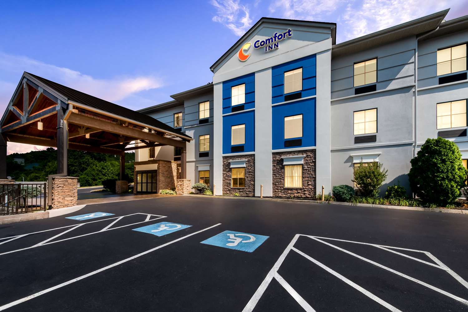 Comfort Inn Harriman, TN 10/18