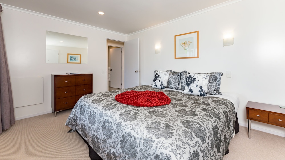 Abri Apartments 13/50