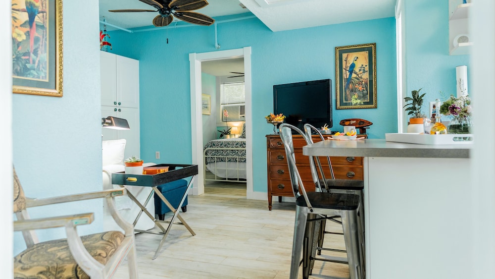 Meranova Guest Inn 28/50