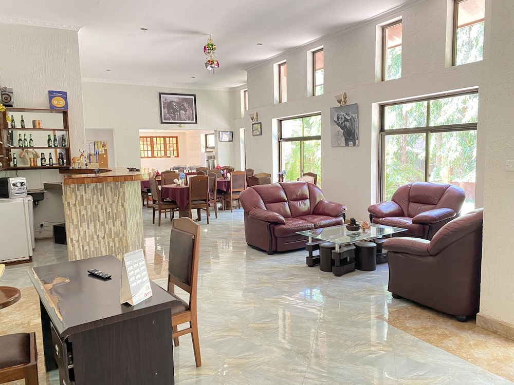 Sangana Lodge 25/50