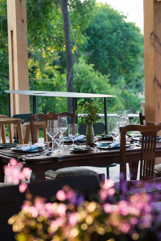 Thornybush Saseka Tented Camp 38/50