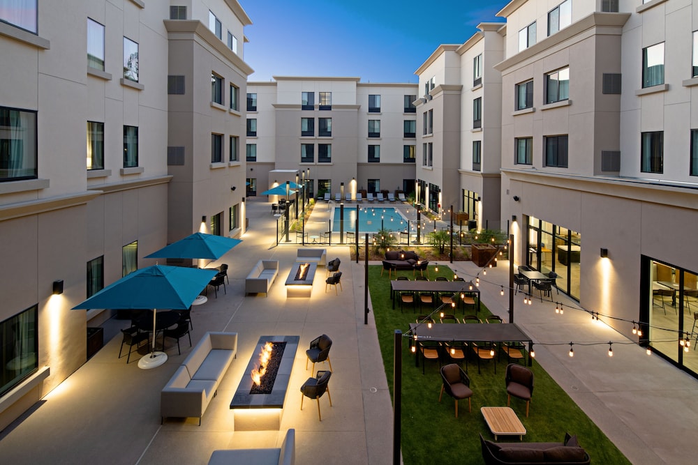SpringHill Suites by Marriott Valencia 5/38