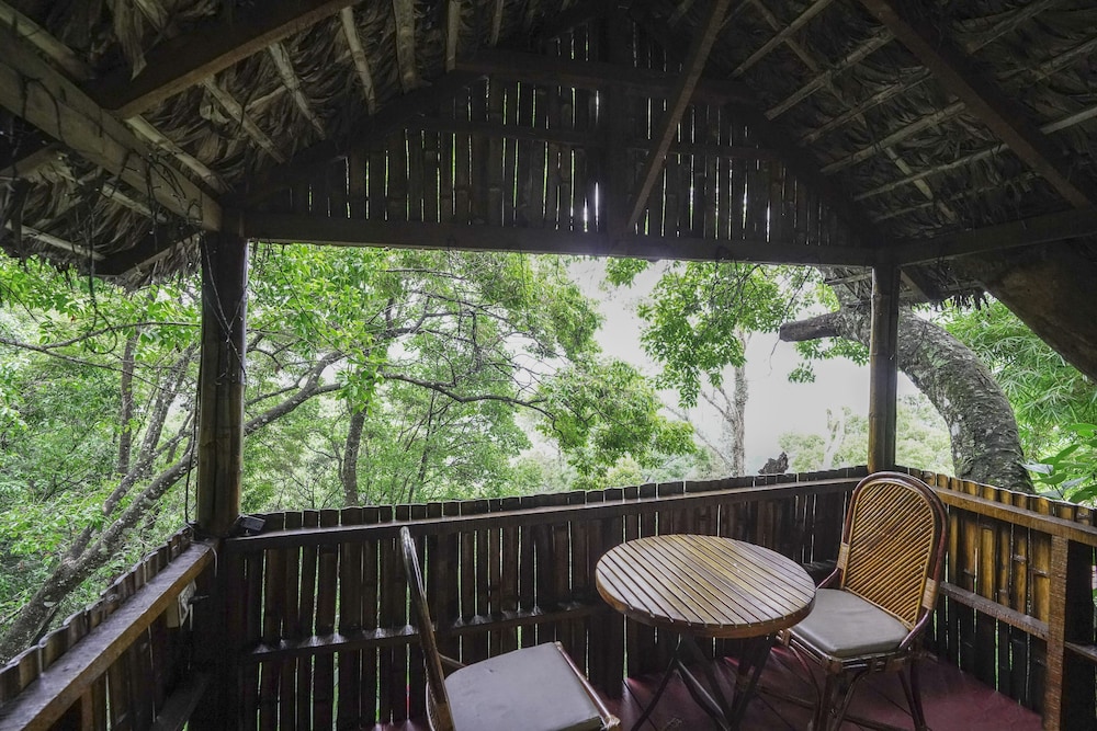 Tea Valley Resort 40/66