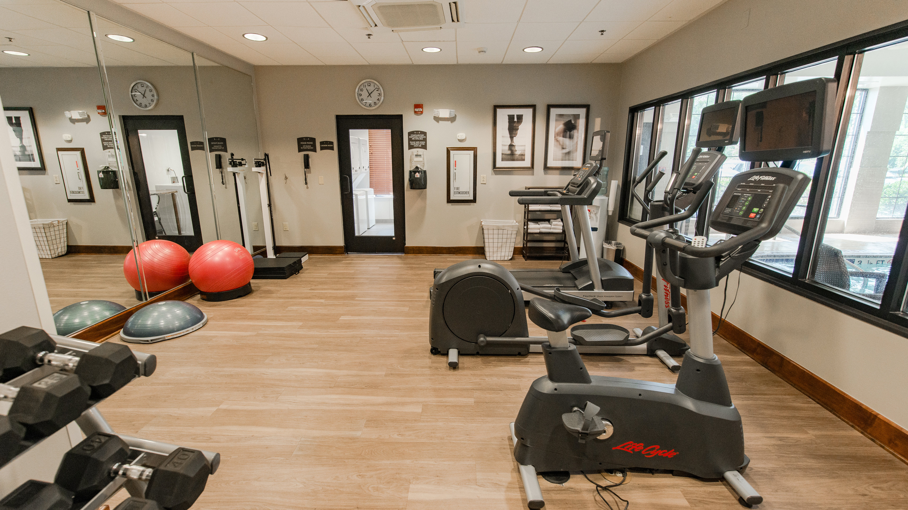 Staybridge Suites Wilmington East 20/48