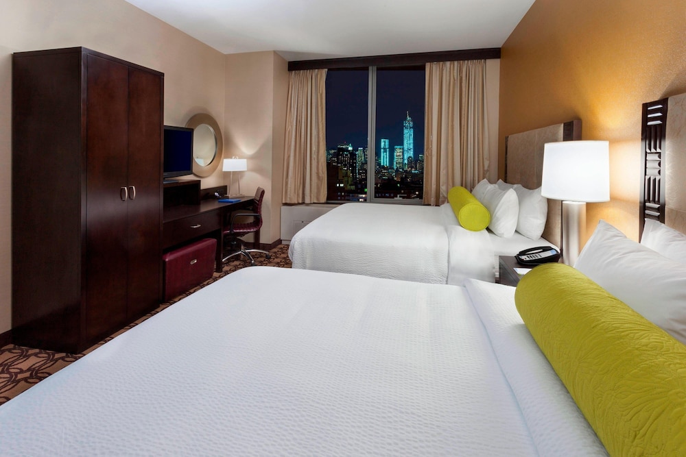 Fairfield by Marriott Inn & Suites New York Midtown Manhattan/Penn Station 10/33