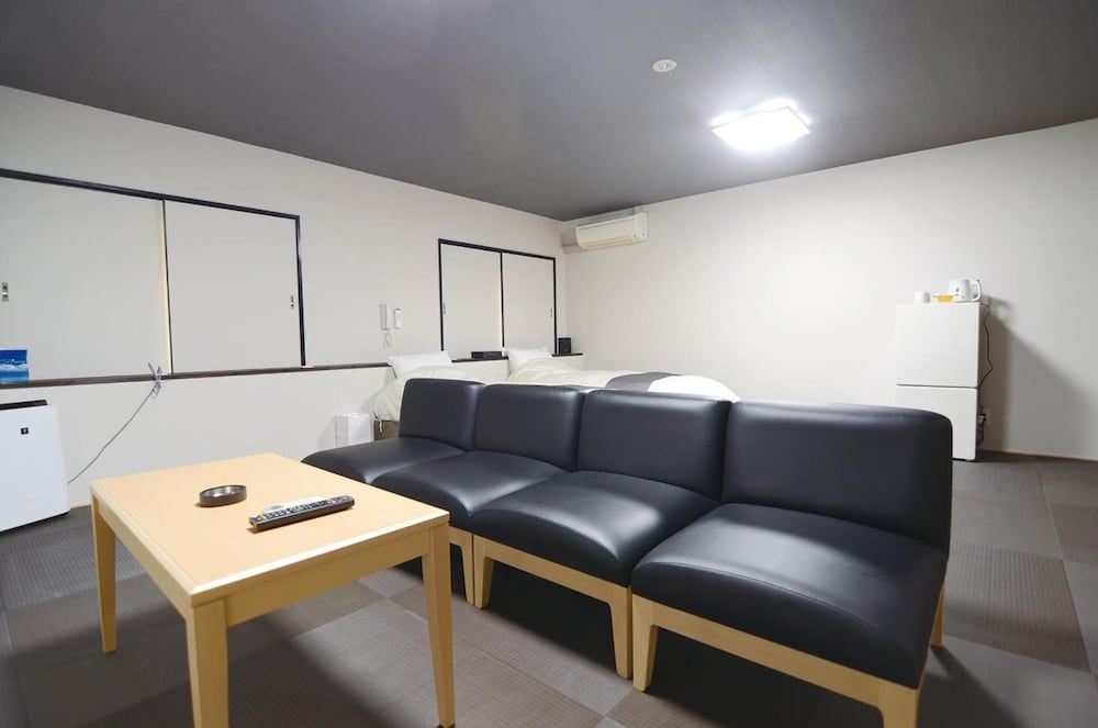 Tennoji Lagoon Hotel 37/49