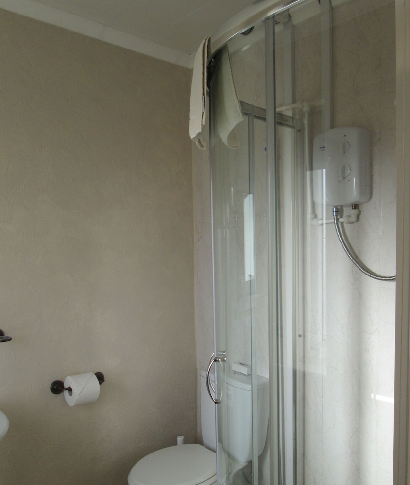 The Haldon Guest House 38/40