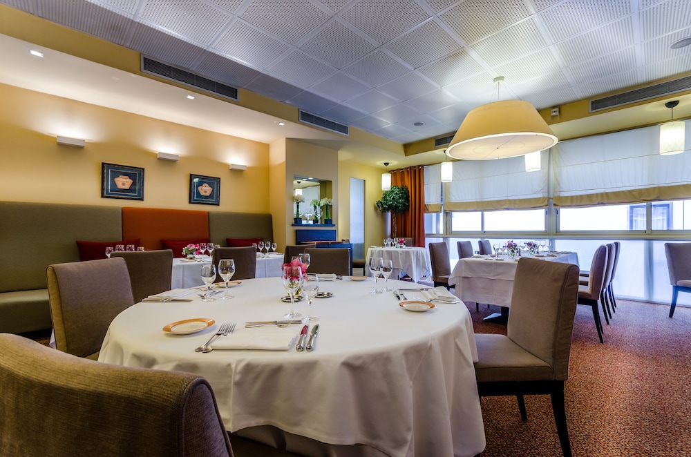 Hotel Eliseo 38/50